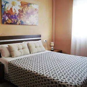 https://amplio-piso-8-mts-mezquita-wifi-a-c-parking.es-andalucia.com